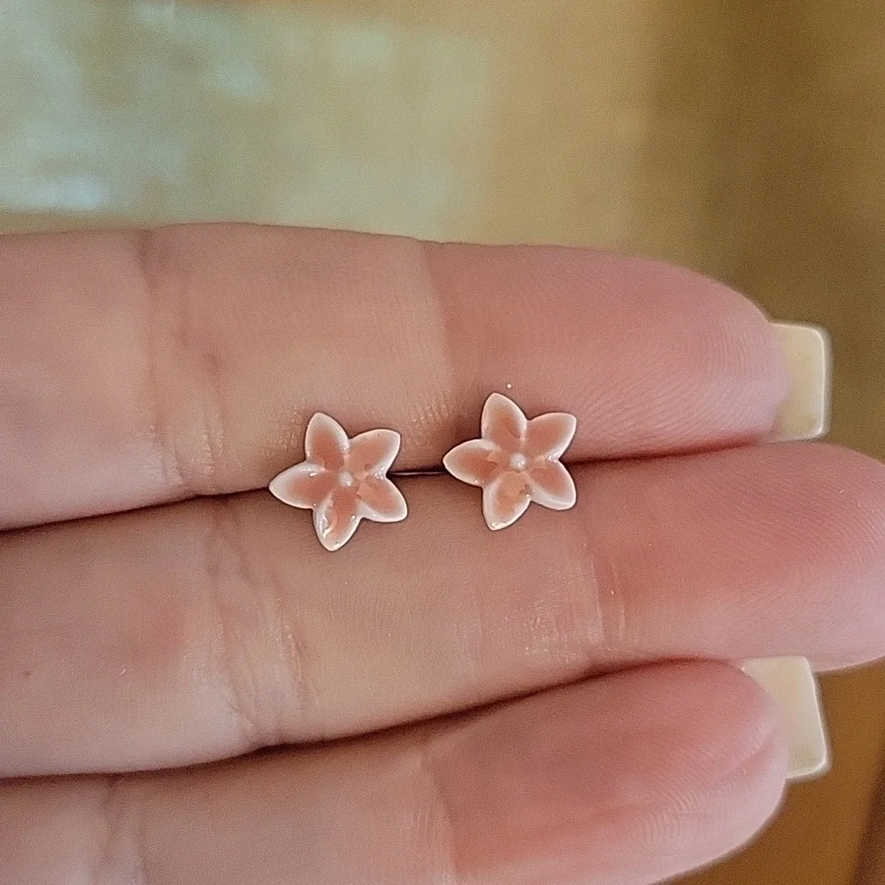 Plumeria Flower Ceramic Stud Earrings - Picture 7 of 8
